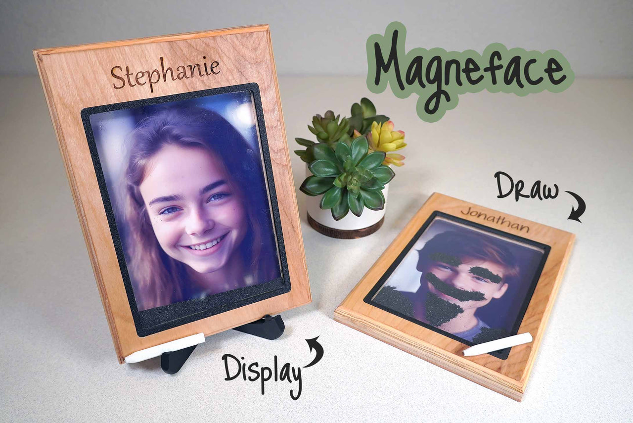 Magneface - Magnetic Sand Picture - Wood